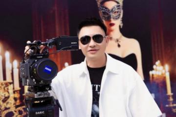 女王系列爆款短剧《假面女王》由何飞担任总制片